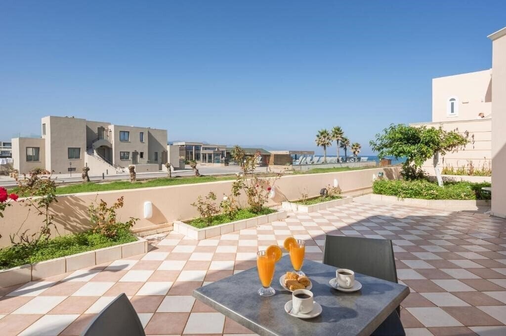 Изображение Caretta Beach (Kalamaki) 4*