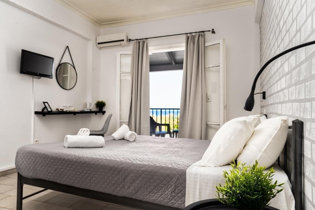 Фото Arion Sea Front Apartments 3*