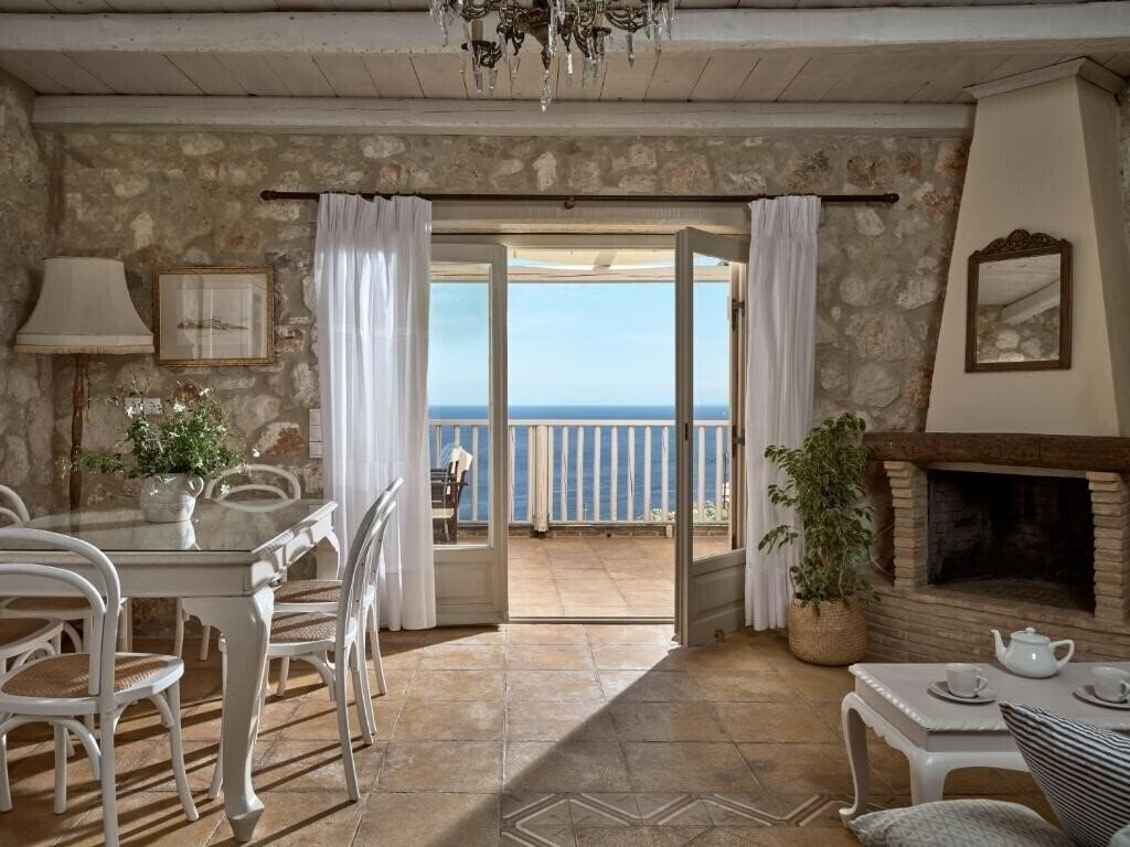 Imaginea Orfos Villas 4*