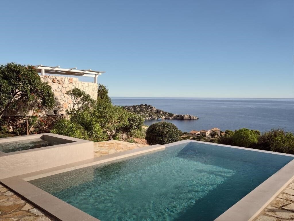 Imaginea Orfos Villas 4*