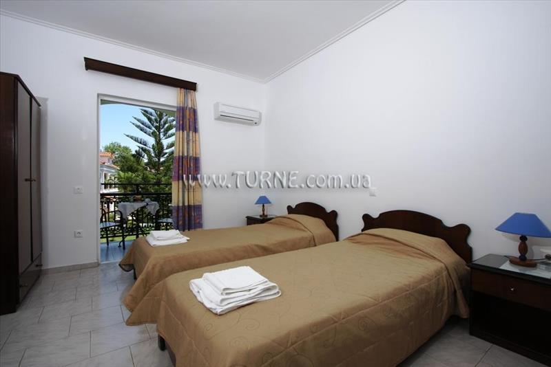 Imaginea Sofia-Yiota Studios & Apartments 3*