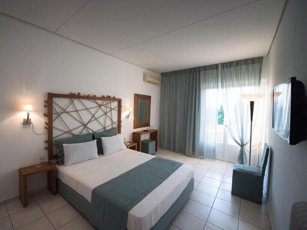 Изображение Long Beach Hotel 3*