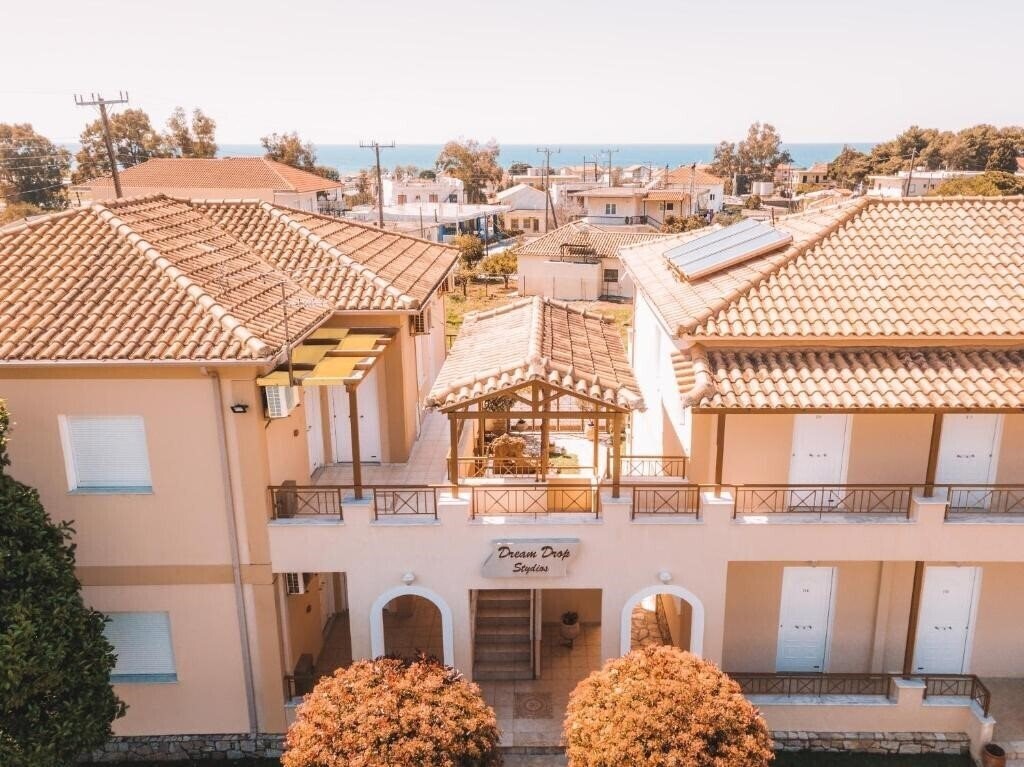 Hotel Dream Drop Studios 3*