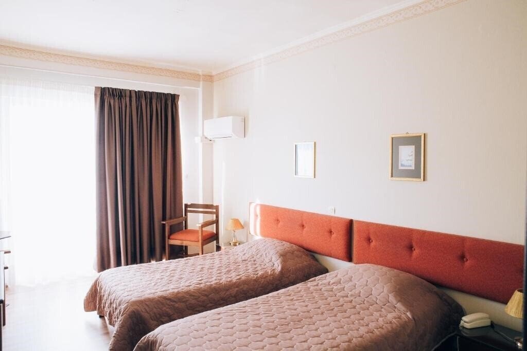 Fotografii Tzaki Hotel 3*