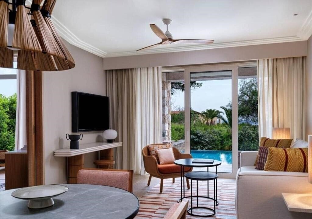 Fotografii The Westin Resort Сosta Navarino 5*