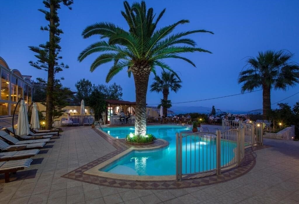 Imaginea Tolo Holidays 3*