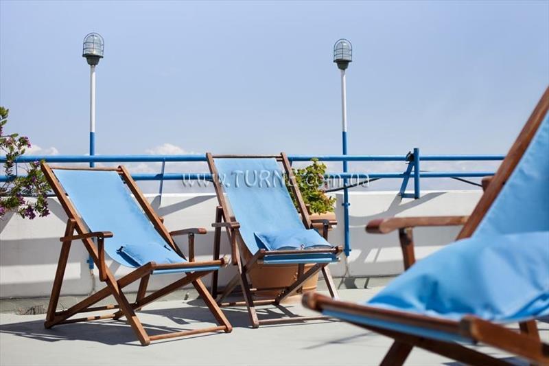 Отель Daphnes Club Hotel Apartments 3*