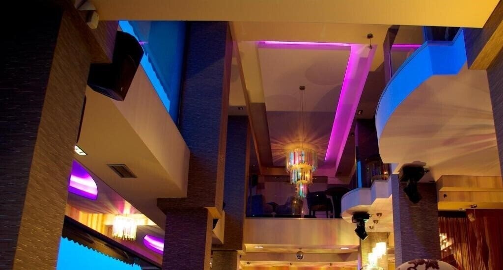 Imaginea Dion Hotel 2*