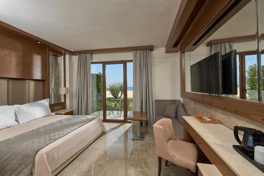 Картинка Mediterranean Village 5*