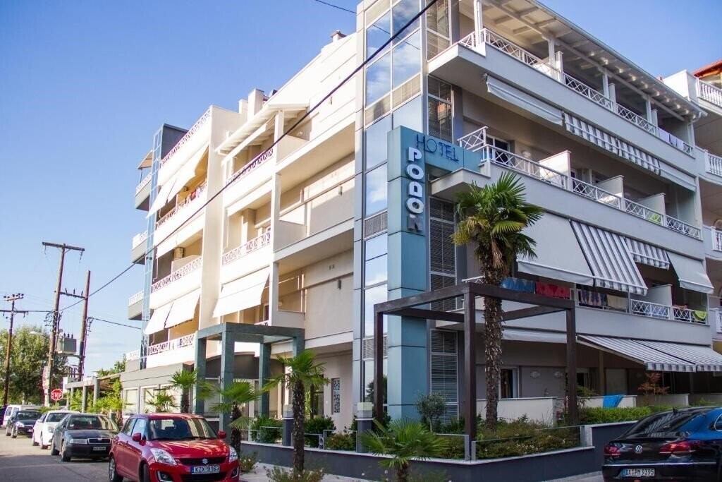 Отель Rodon Hotel 3*