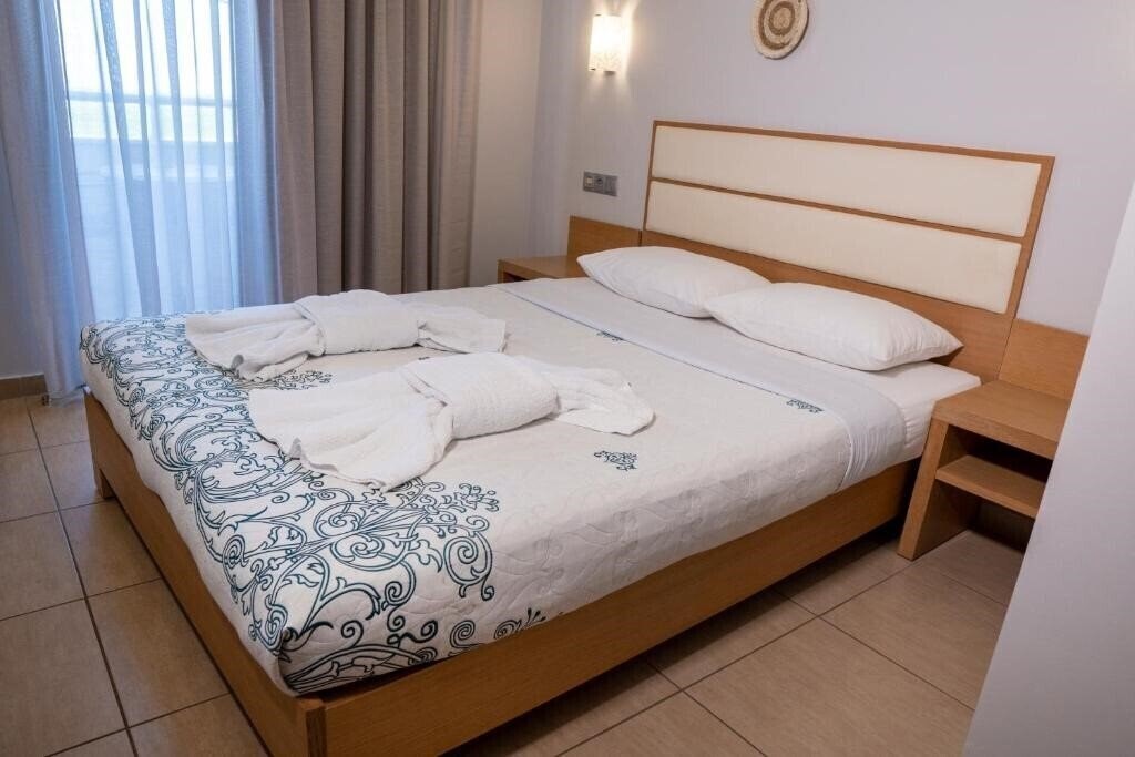 Imaginea Epavlis Eleftheriadi Hotel 4*