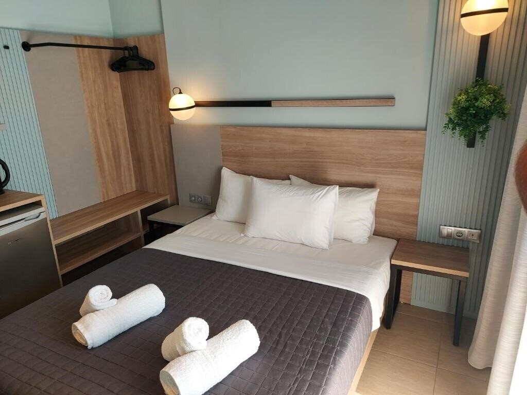 Imaginea Epavlis Eleftheriadi Hotel 4*