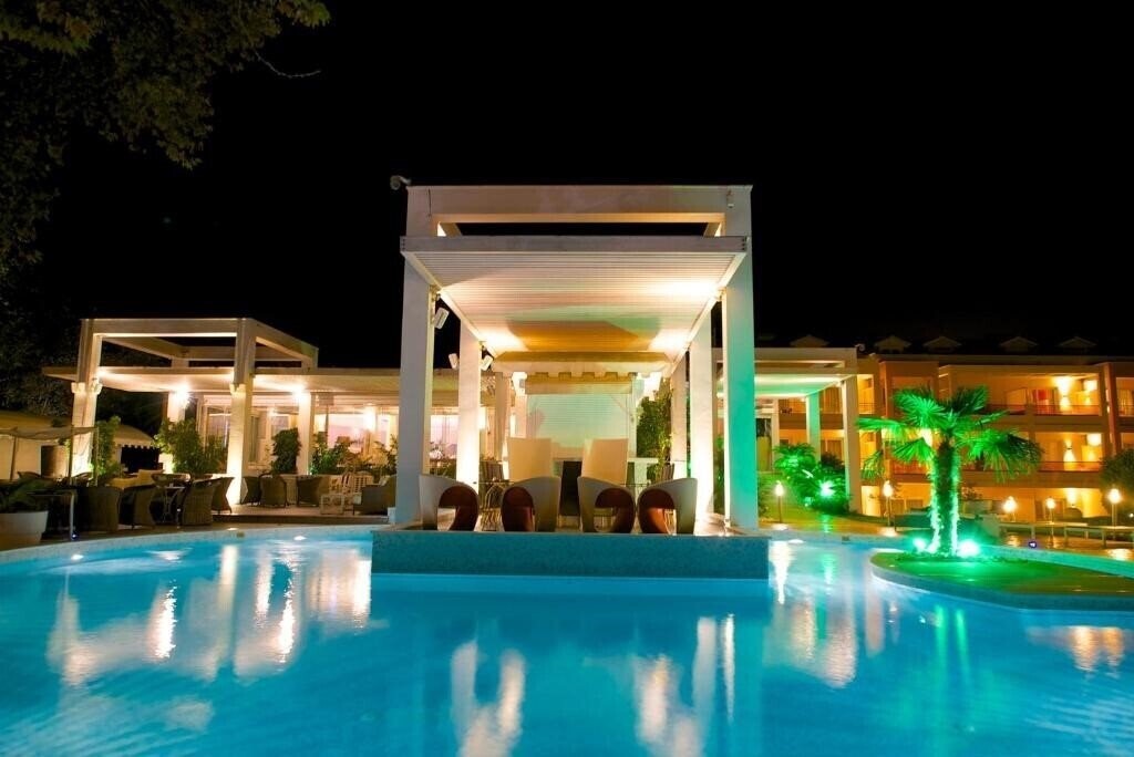 Fotografii Litohoro Olympus Resort Villas & SPA 4*