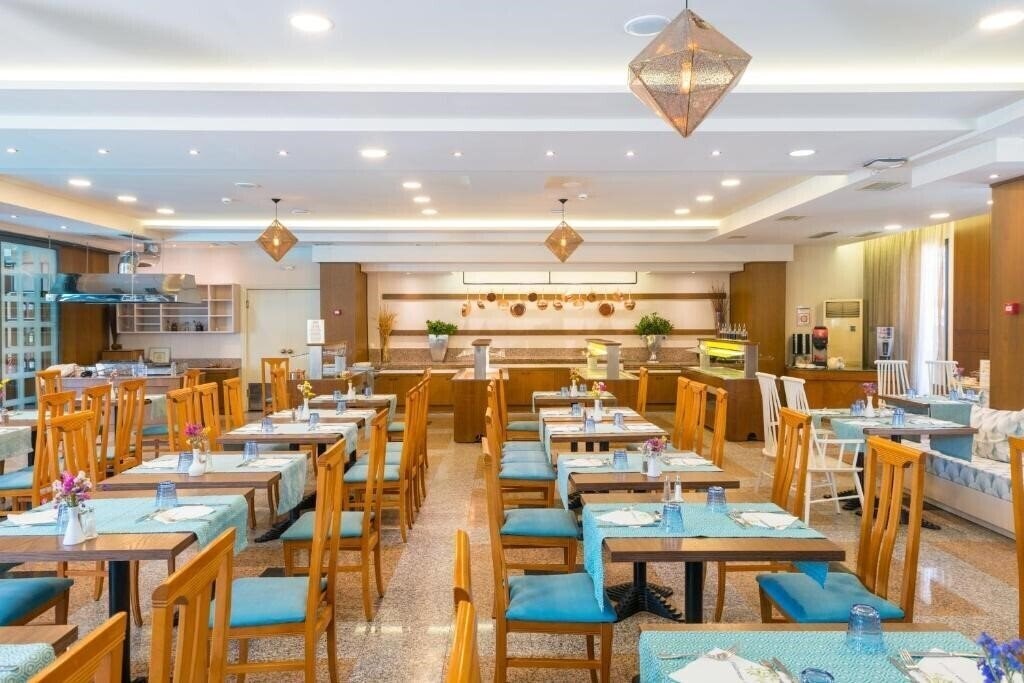 Imaginea Mediterranean Resort 4*