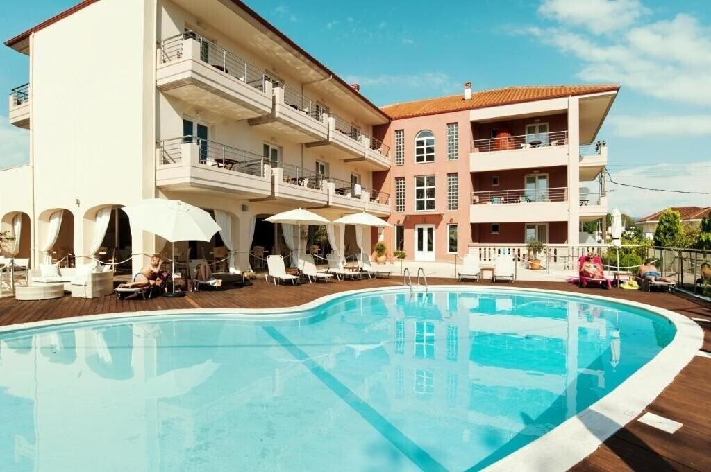 Hotel Ammos Bay 3*