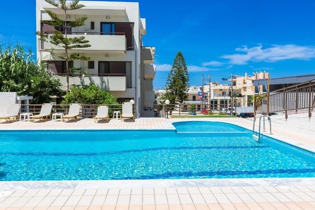 Fotografie Eltina Hotel 2*