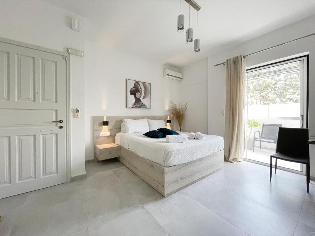 Фотография Sunset Loft Suite & Studios (ex. Sunset Apartments) 4*