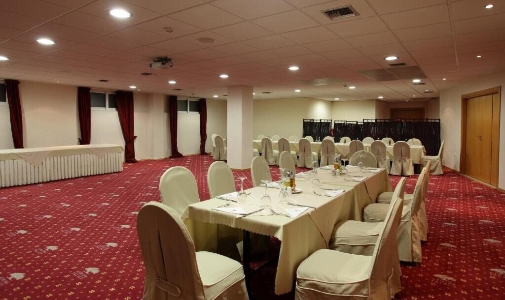 Imaginea Athina Airport Hotel 3*