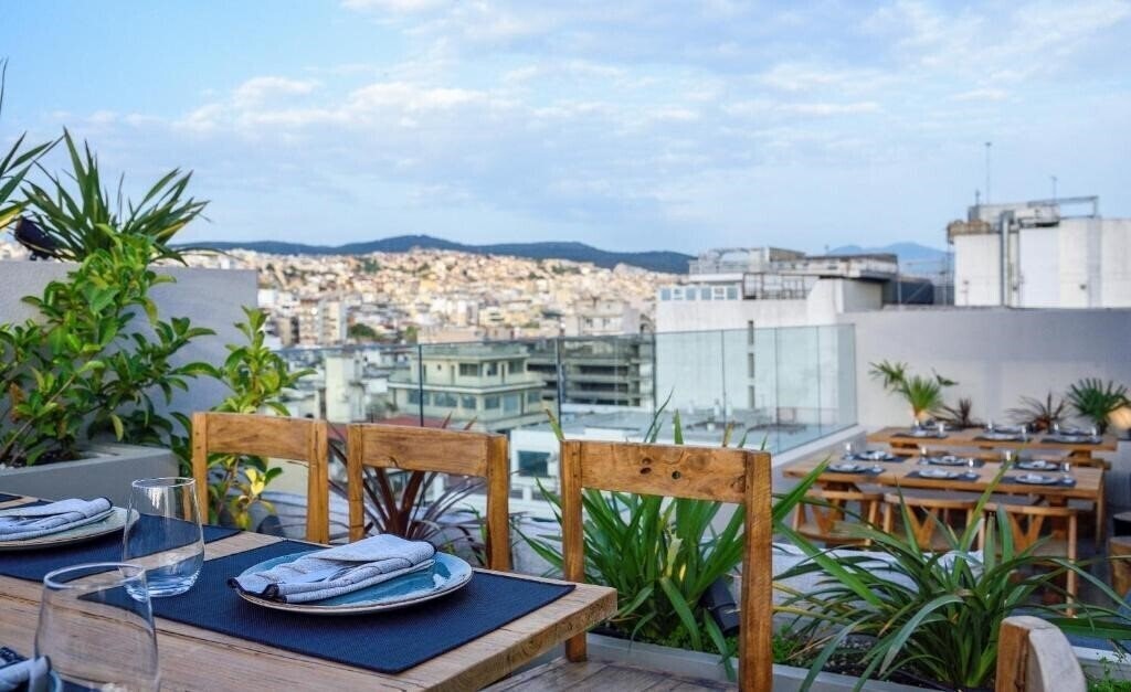 Отель Onoma Hotel 5*