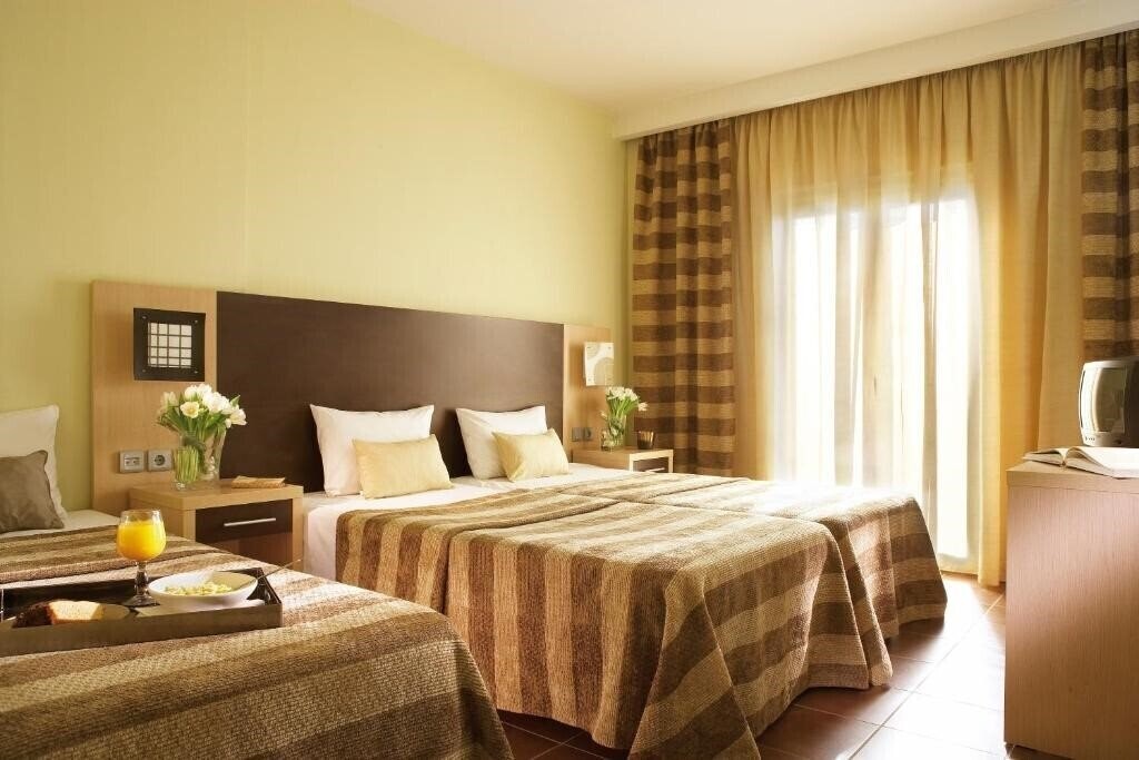 Hotel Anessis 3*