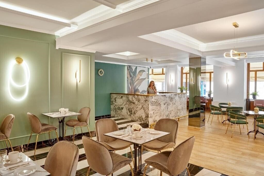 Imaginea Luxembourg Hotel 3*