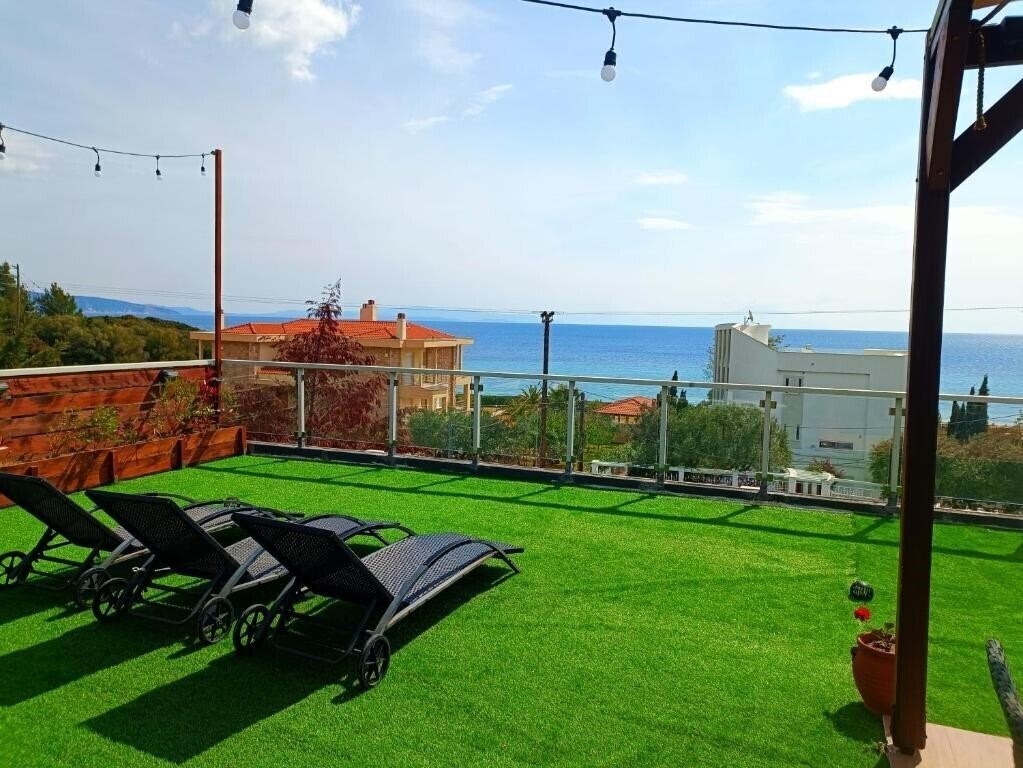 Imaginea Salonikiou Beach Deluxe Apartments 3*