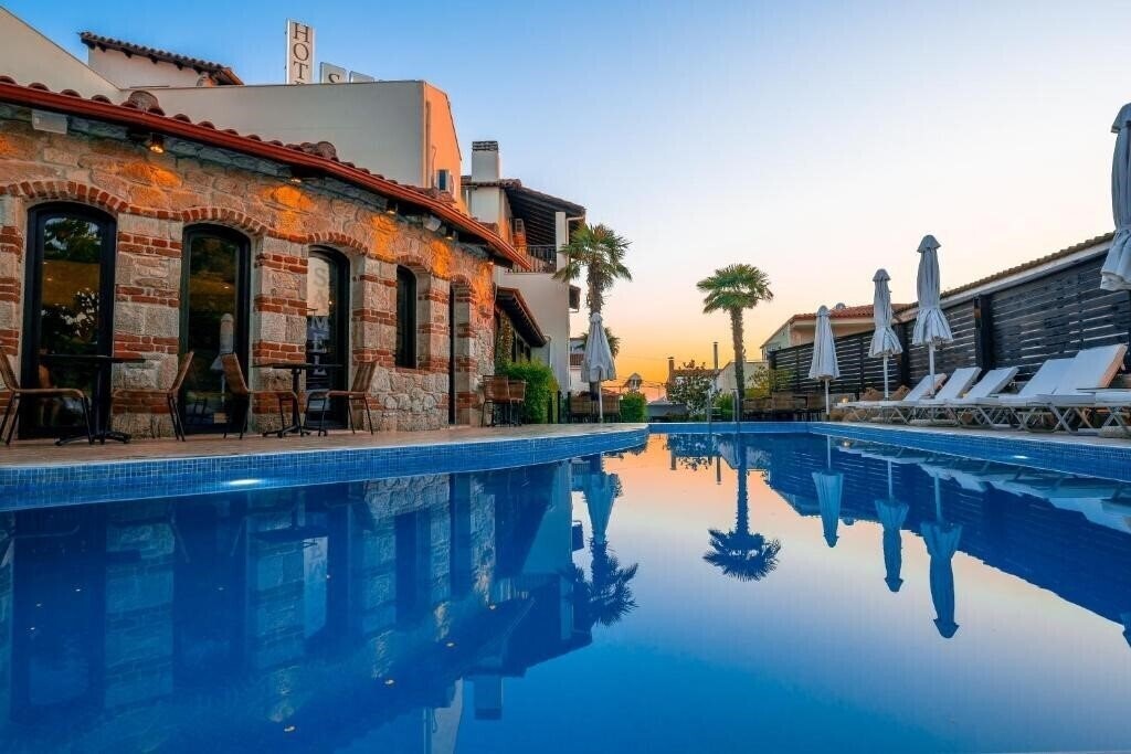 Отель Samel Hotel Siviri 3 * 3*