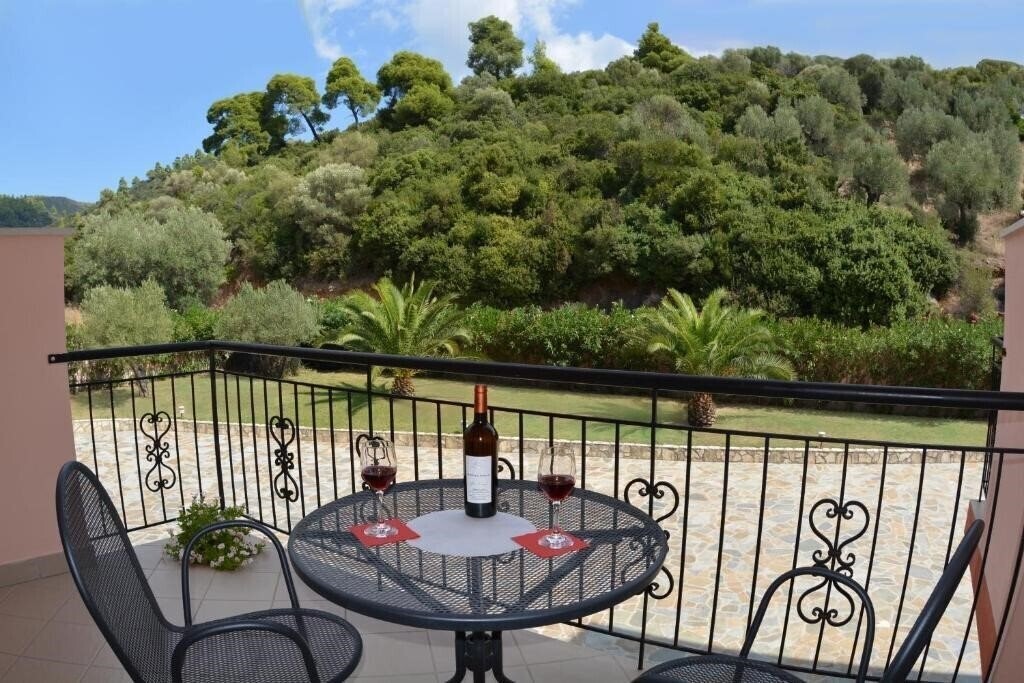 Imaginea Petros Italos Bed & Breakfast Апартаменты апартаменты