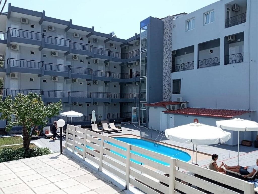 Hotel Golden Beach Sithonia 3*