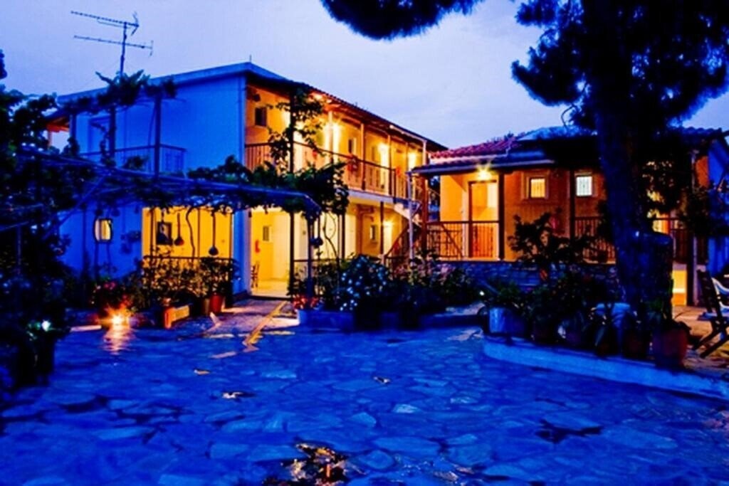 Изображение Villa Kavourakia 2*