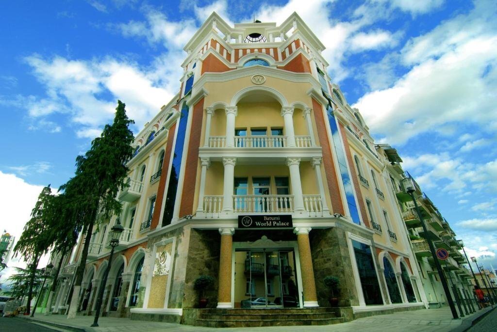 Отель World Palace 4*