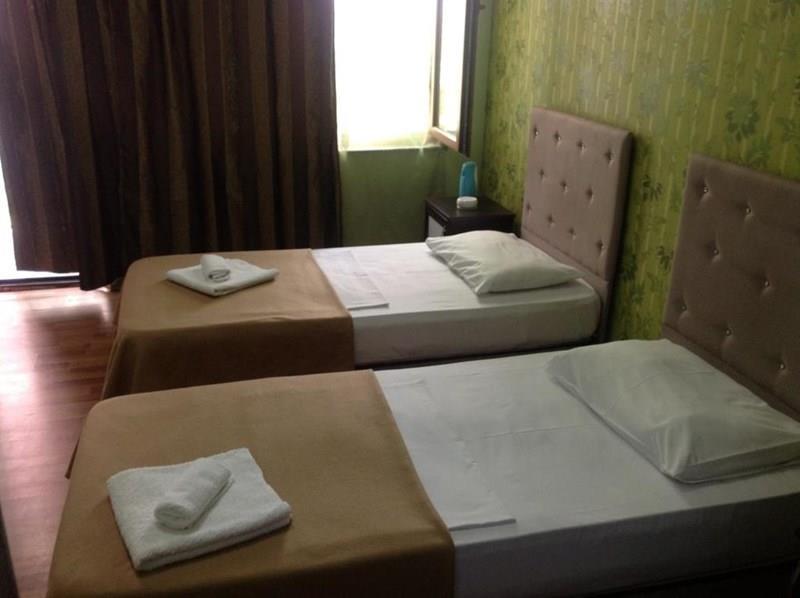 Fotografie Albatros Batumi Guest House 2*