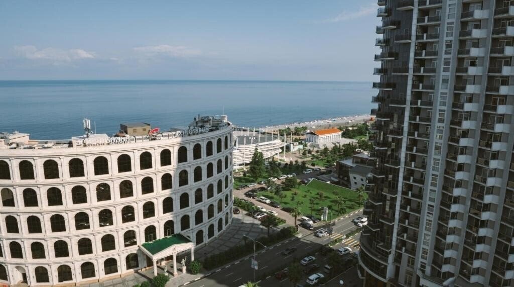 Imaginea Silk Road Sea Towers Batumi 4*