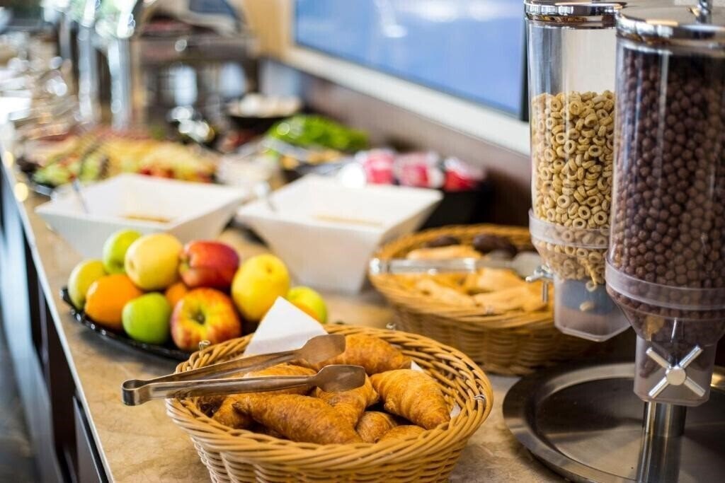 Imaginea Corner Inn Hotel 4*