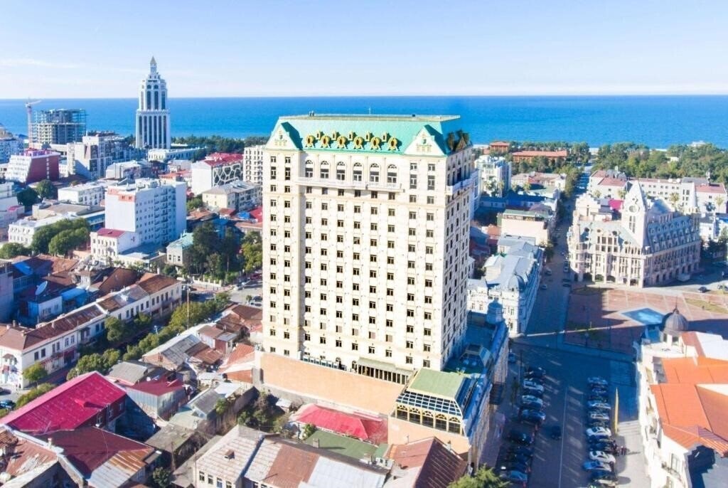 Hotel Wyndham Hotel 5*