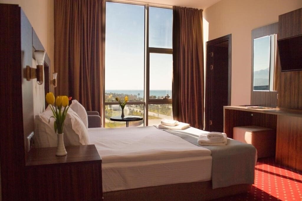 Отель Legend Business Hotel 4*