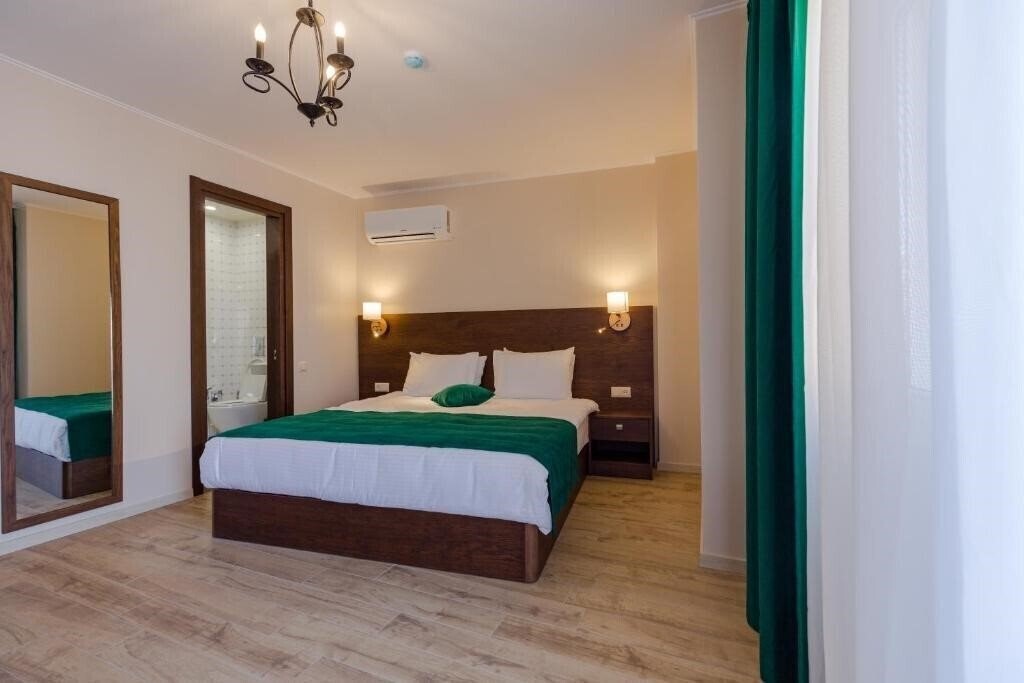 Imaginea Hotel Bloom 4*