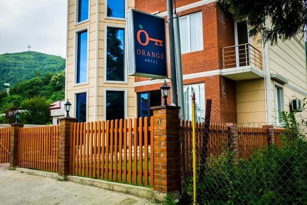 Отель Orange Hotel 3*
