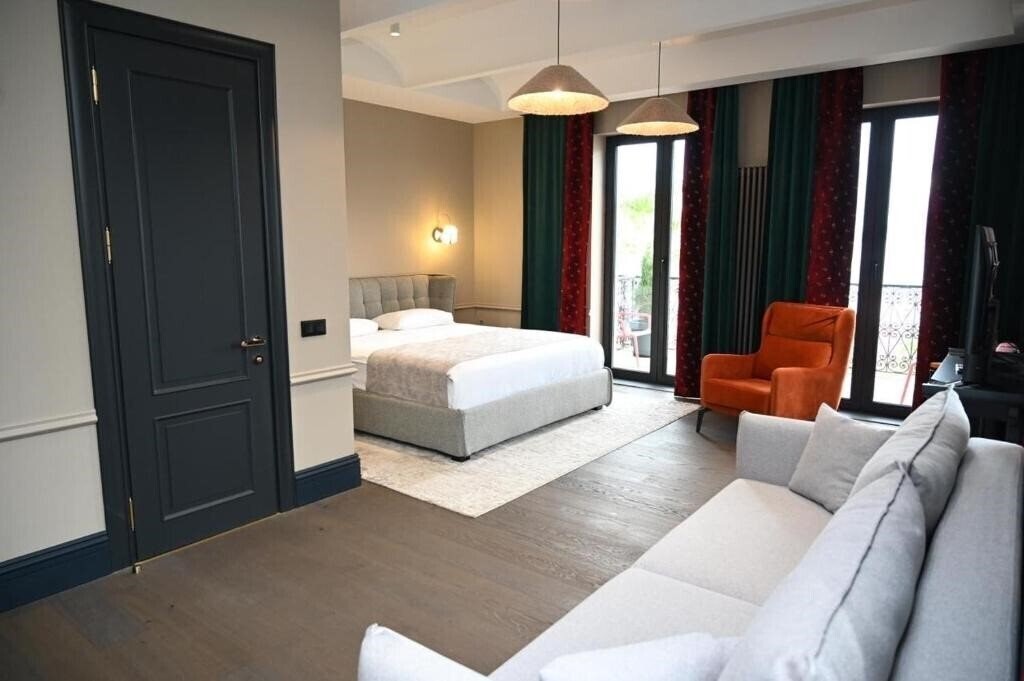 Фото Hotel Retro 4*