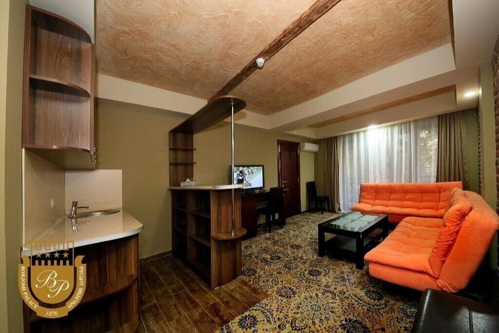 Imaginea Боржоми Палас Санаторий 4*