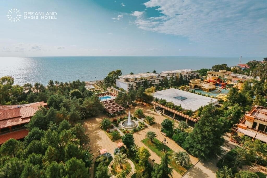 Hotel Dreamland Oasis in Chakvi 4*