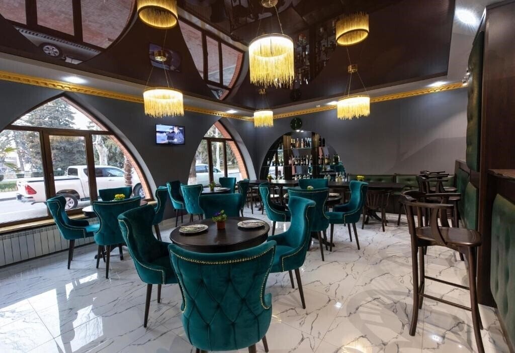 Imaginea Hotel Georgia Gold 4*