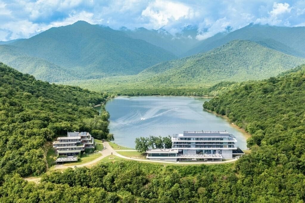 Hotel Kvareli Lake Resort 3*