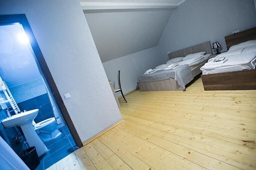 Fotografii Soncho Kazbegi 3*