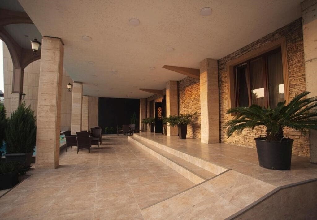 Imaginea Irise Kobuleti Guest House 3*
