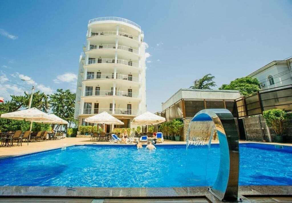Hotel Pearl Of The Sea 4*