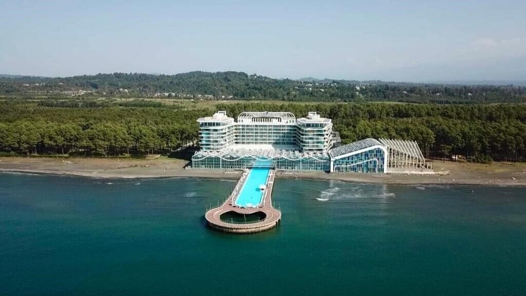 Imaginea Paragraph Resort & SPA Shekvetili 5*