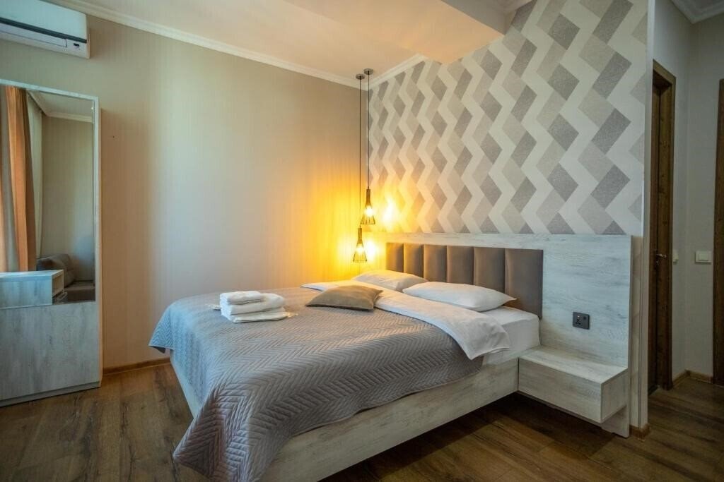 Imaginea Hotel Terrace Kutaisi 3*