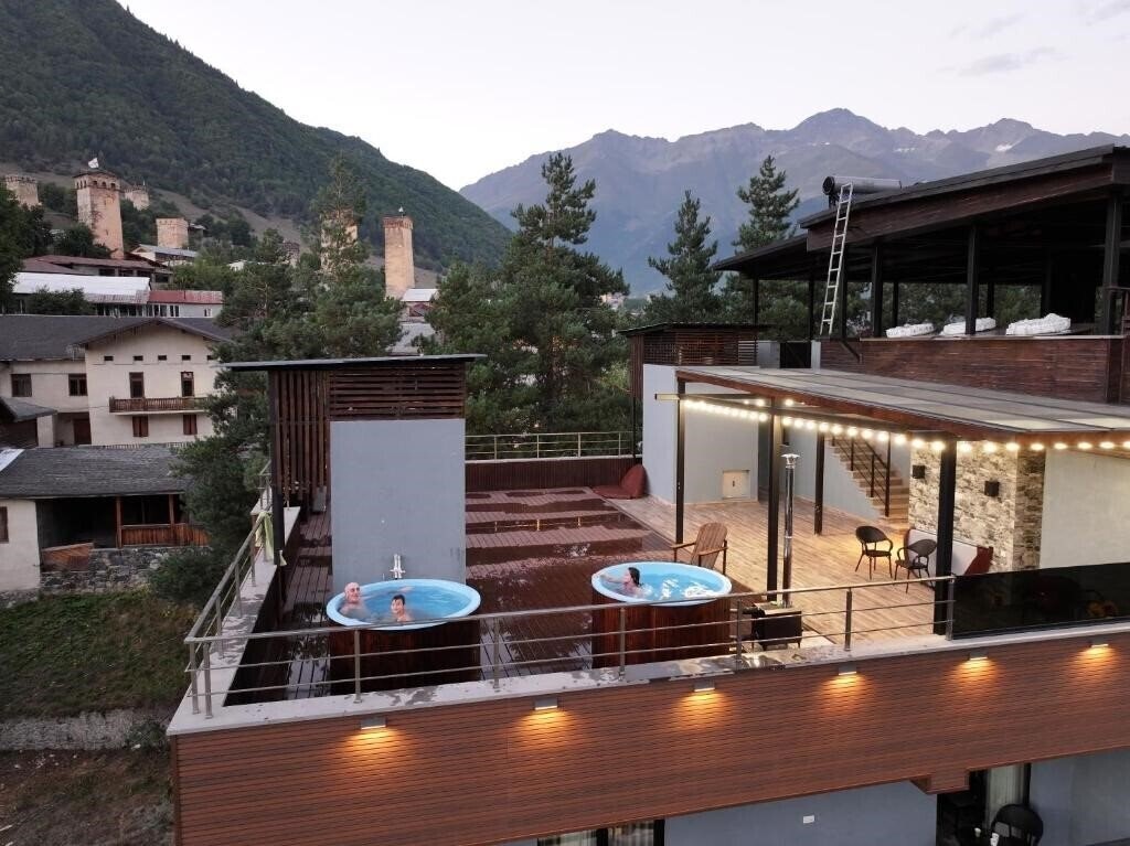 Hotel Hotel Ushba In Mestia 4*