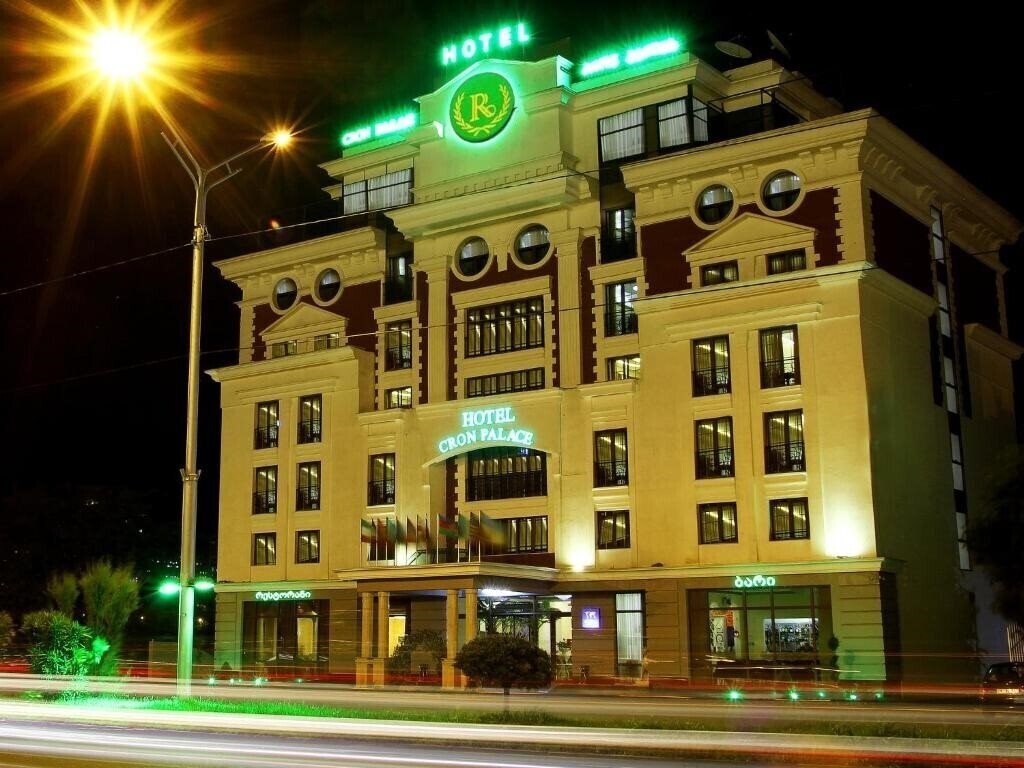 Hotel Cron Palace 4*
